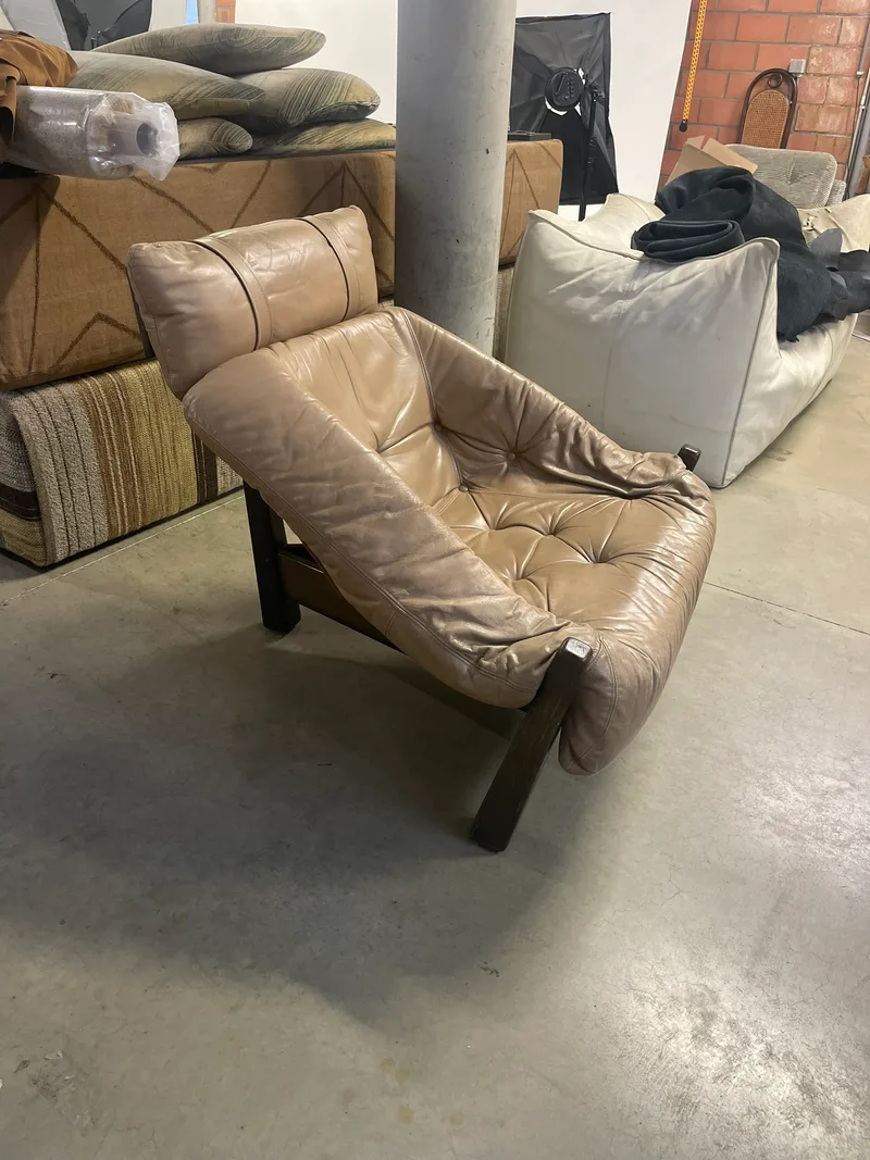 Tripod Lounge Chair (Gerard van den Berg voor Montis, 1970s) voor de herstoffering, beeld 1