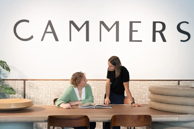 Persoonlijk advies aan de klant in de showroom van Cammers