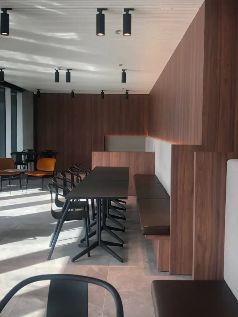 NETROPOLIS – BENEENS